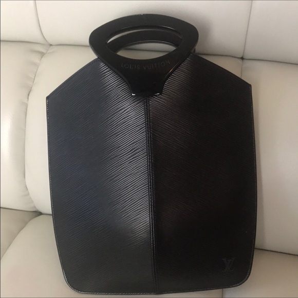 Louis Vuitton Handbags - 100% Louis Vuitton black epi leather handbag